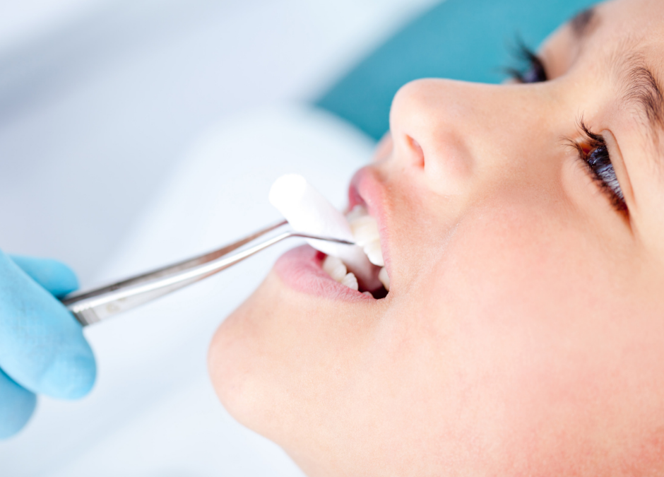 Lo que debes saber sobre la toxicidad en la odontología y el cuidado de tus dientes, y una mejor alternativa.